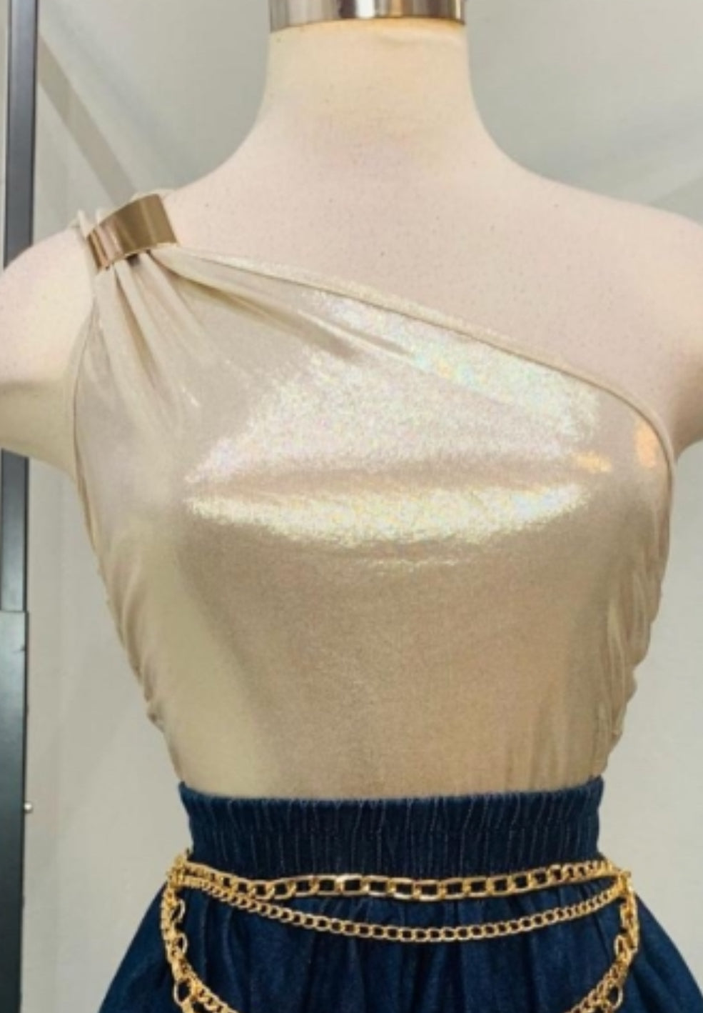 Glam Top Asimétrico