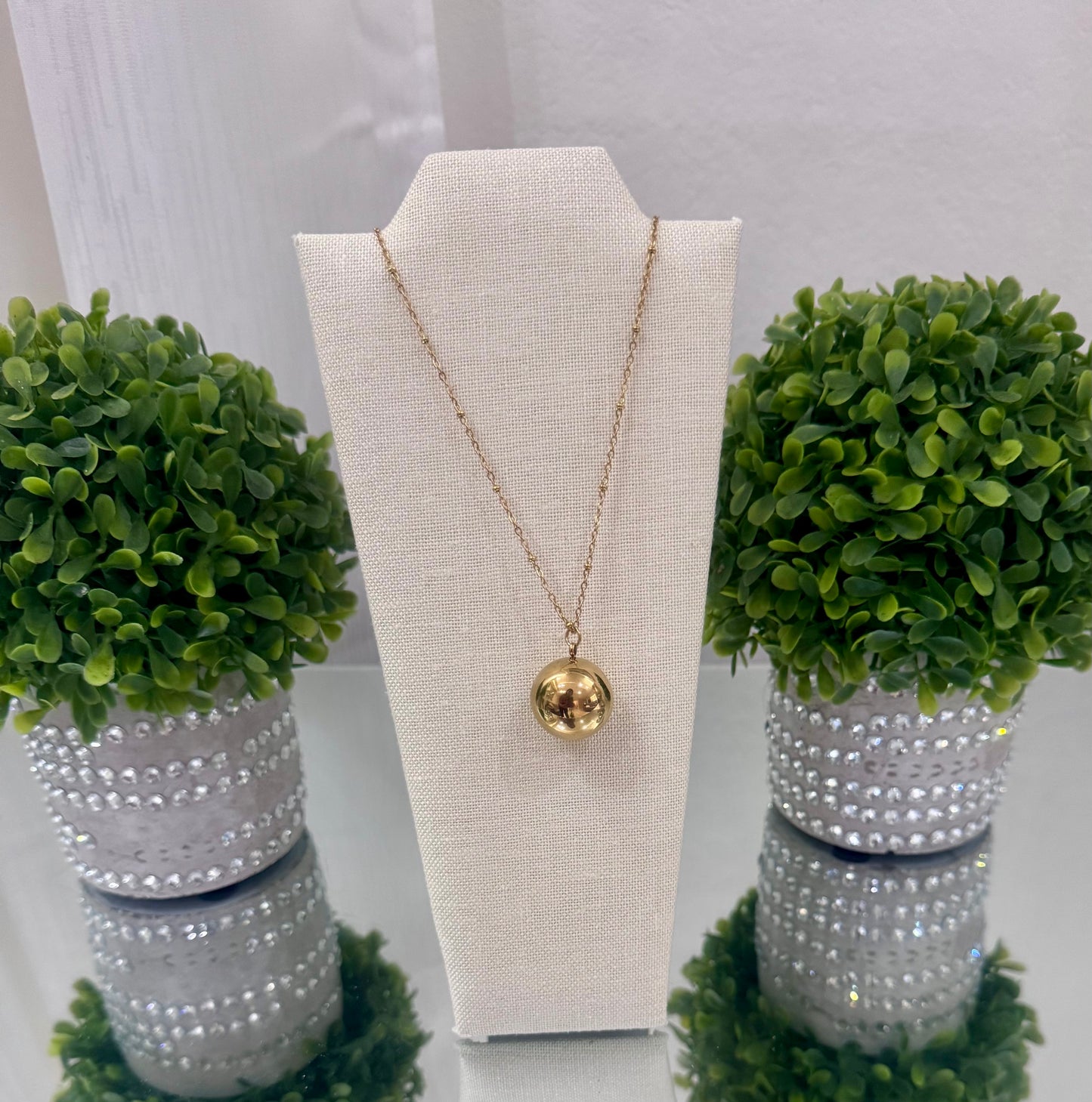 Collar Esfera Sonora