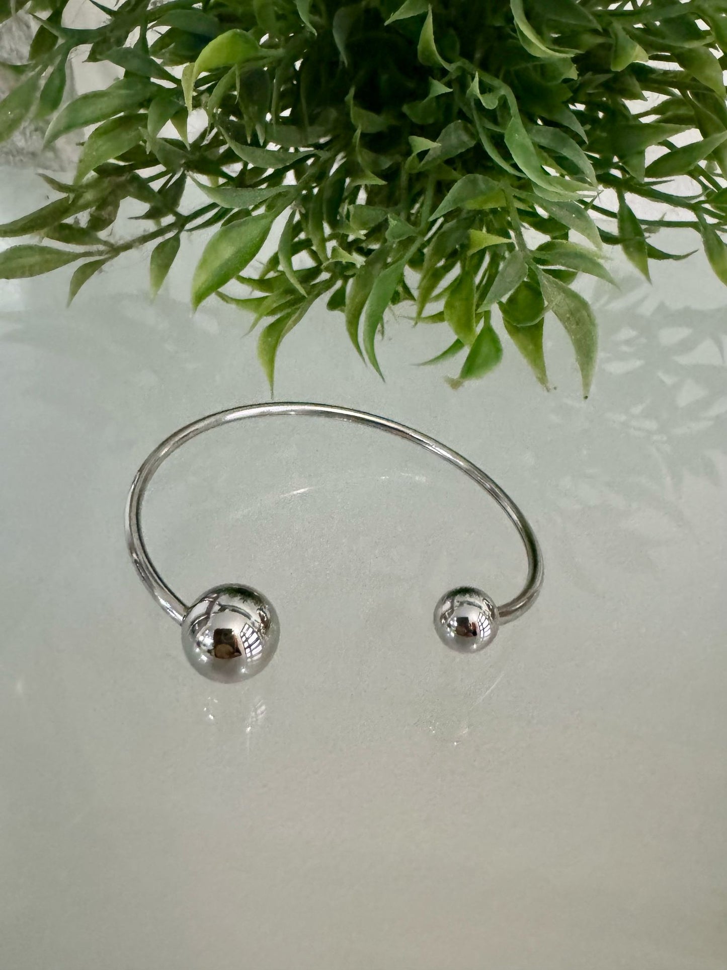 ✨ Pulsera Esfera Minimalista Ss